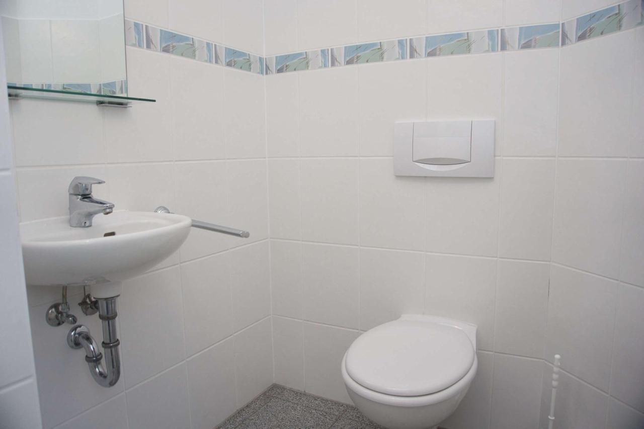 Balkon Mit Traumhaften Meerblick, Gratis Nutzung Vom Ahoi Erlebnisbad Und Sauna In Sellin Duenenhaus Fewo05 Goehren  Exteriér fotografie